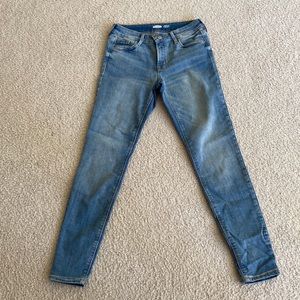 Old navy rockstar super skinny mid-rise size 2